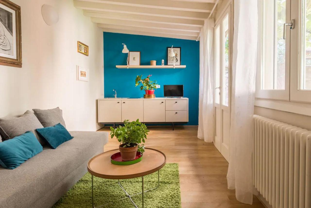 Boutique Apartment With Private Rooms And Garden Oasis Флоренція Екстер'єр фото