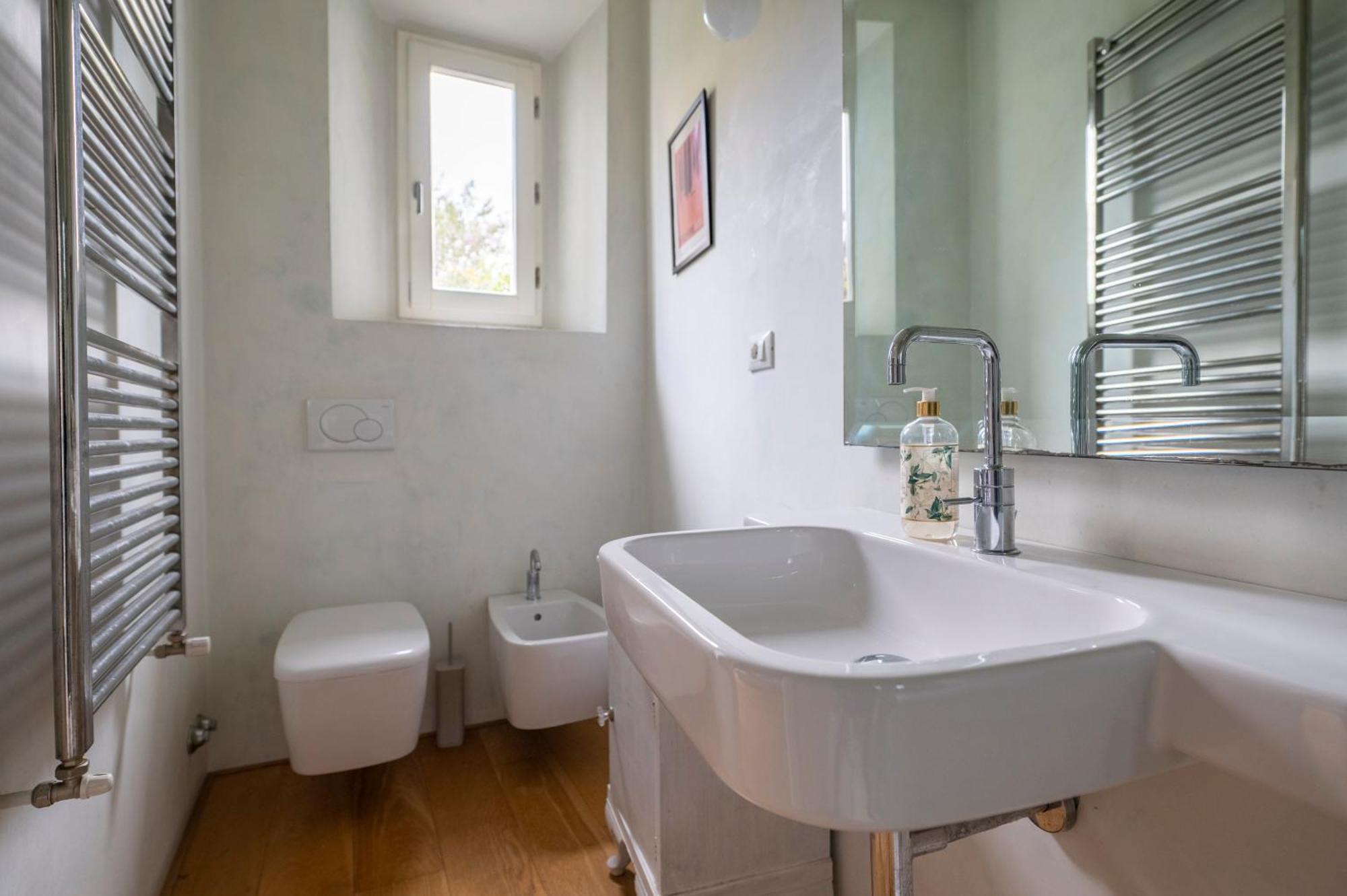 Boutique Apartment With Private Rooms And Garden Oasis Флоренція Екстер'єр фото